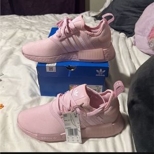 pink adidas -